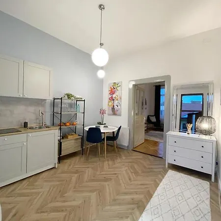 Lala's Apartment *